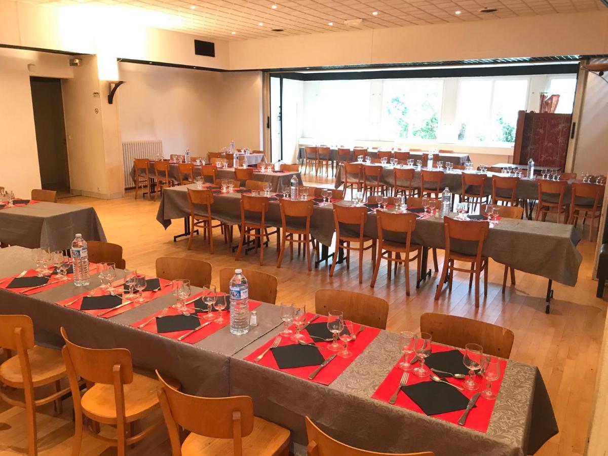 Le Faou Le Relais De La Place מראה חיצוני תמונה
