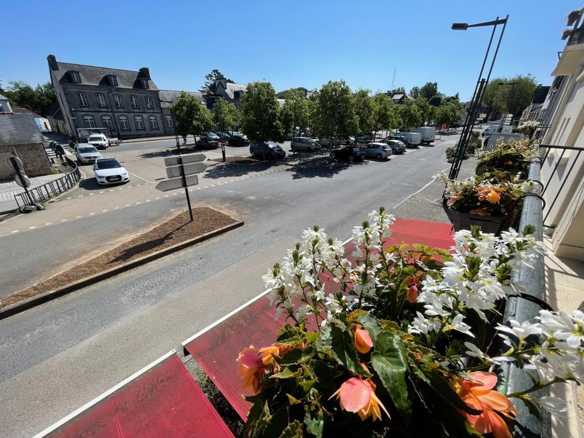 Le Faou Le Relais De La Place מראה חיצוני תמונה